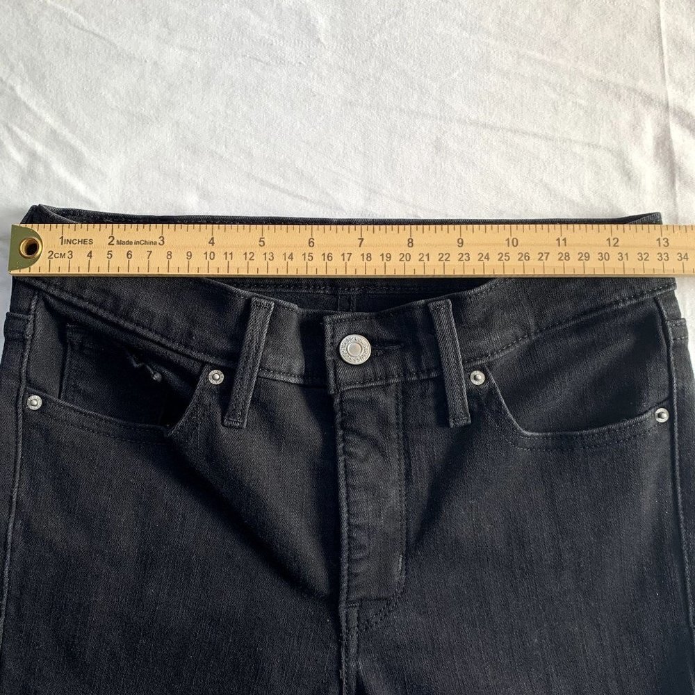 Levis 311 Women's SZ 26 Shaping Skinny Denim Black Jeans High Waist - Picture 6 of 10